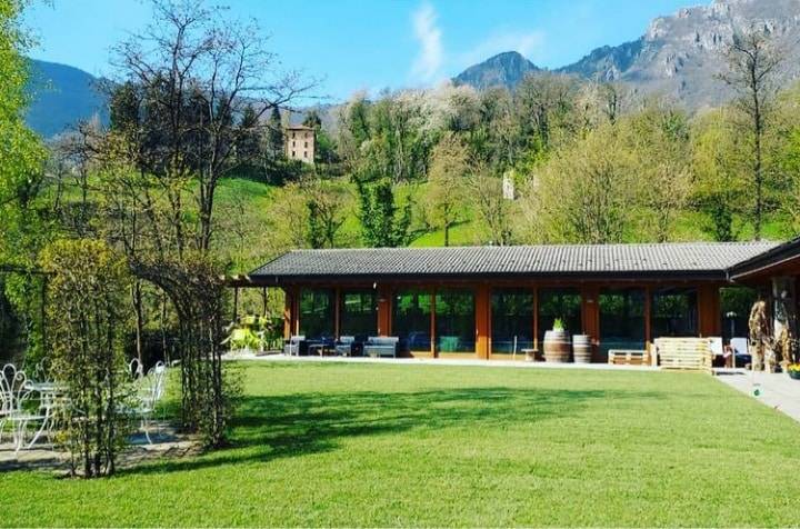 Panorama della Valle Imagna, cornice degli eventi aziendali all'Agriturismo Scuderia della Valle