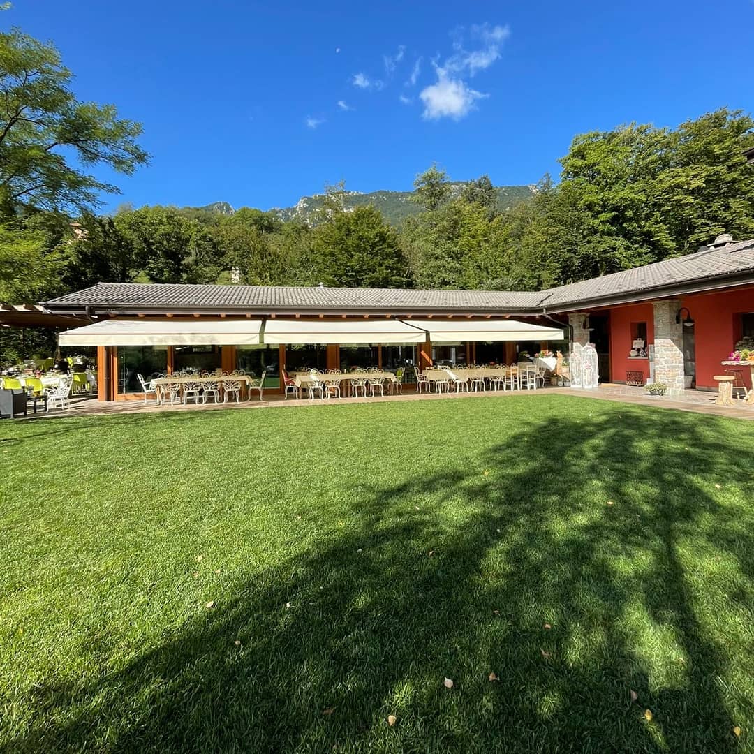 Cena aziendale e catering di prodotti locali all'Agriturismo Scuderia della Valle